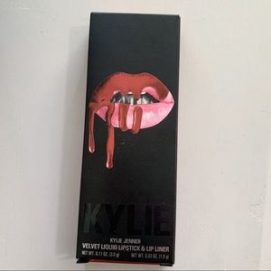 Kylie Jenner Lip Kit (brand new)